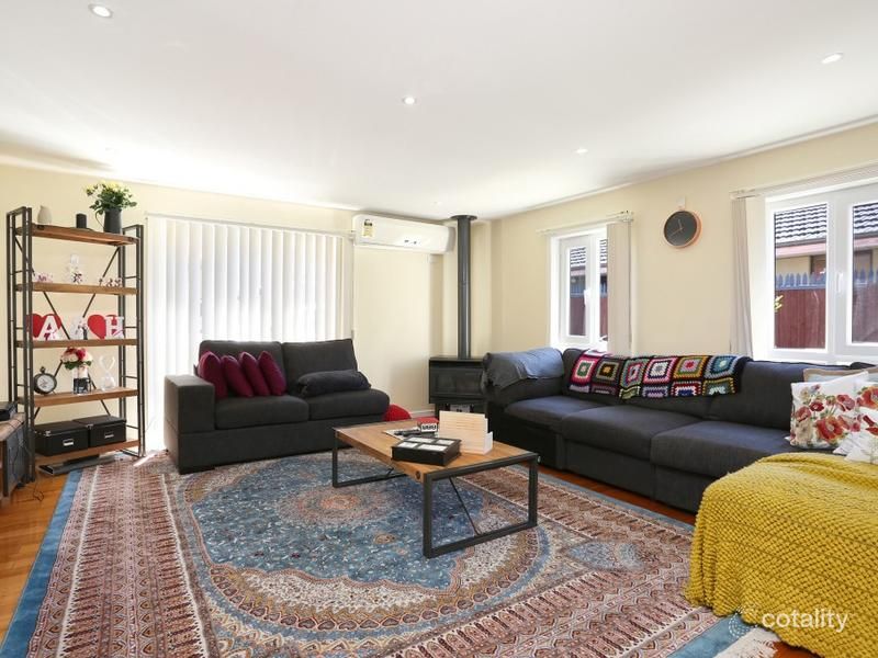 2/3 Biltris Ct, Jacana, VIC 3047