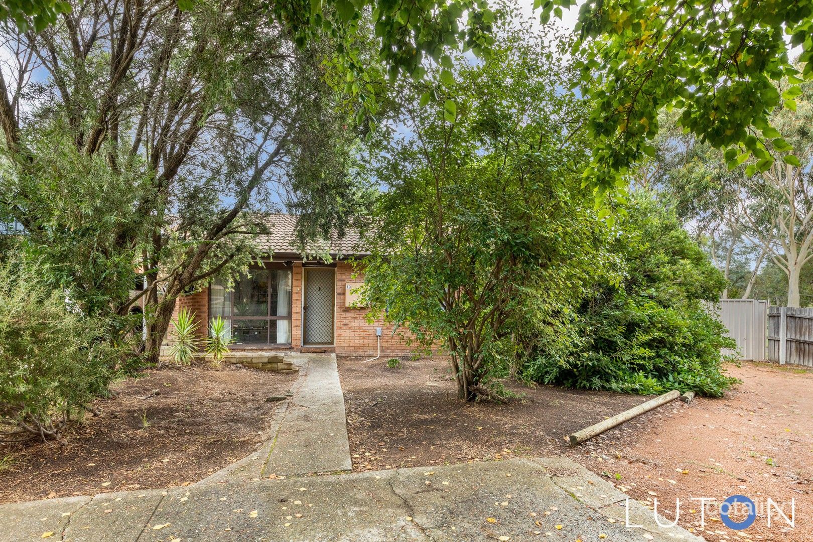 13 Moloney Cl, Calwell, ACT 2905