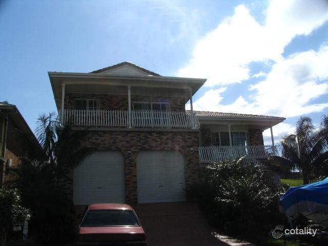 12 Callistemon Rd, Cordeaux Heights, NSW 2526