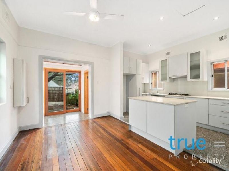 10 Hawthorne St, Leichhardt, NSW 2040