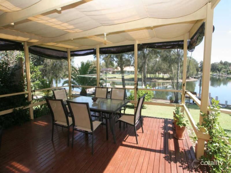 5 Teal Pl, Sussex Inlet, NSW 2540