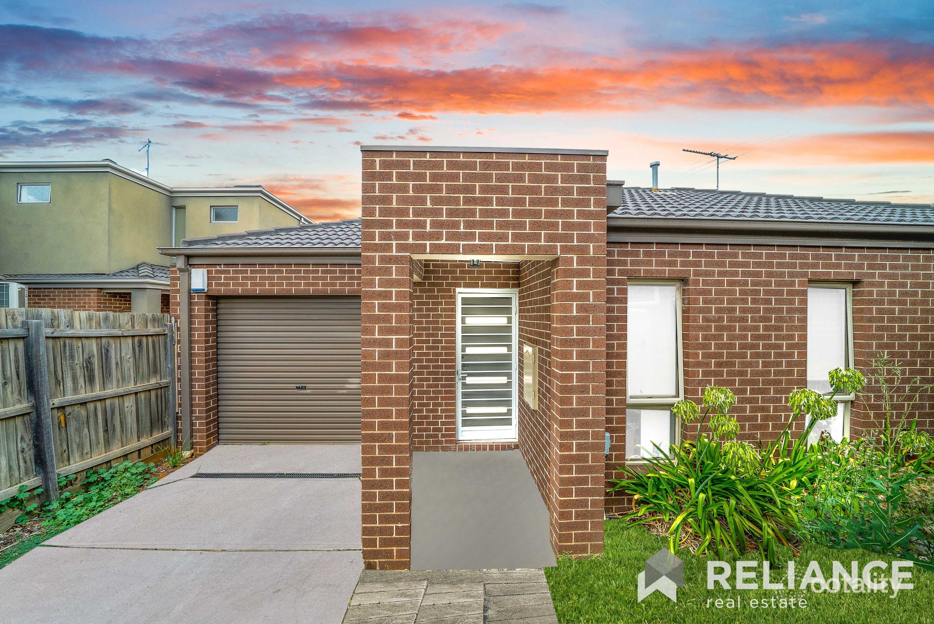 2/45 Westmeadows Lane, Truganina, VIC 3029