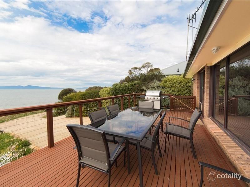 9 Rapp St, Swansea, TAS 7190
