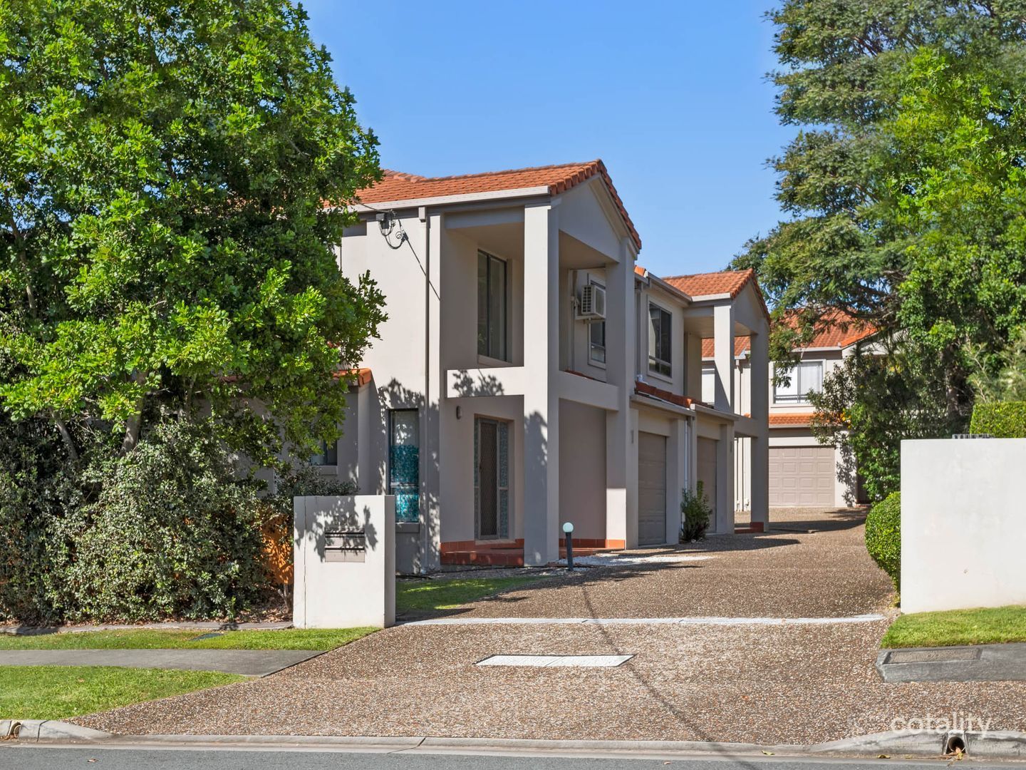 3/120 Pohlman St, Southport, QLD 4215