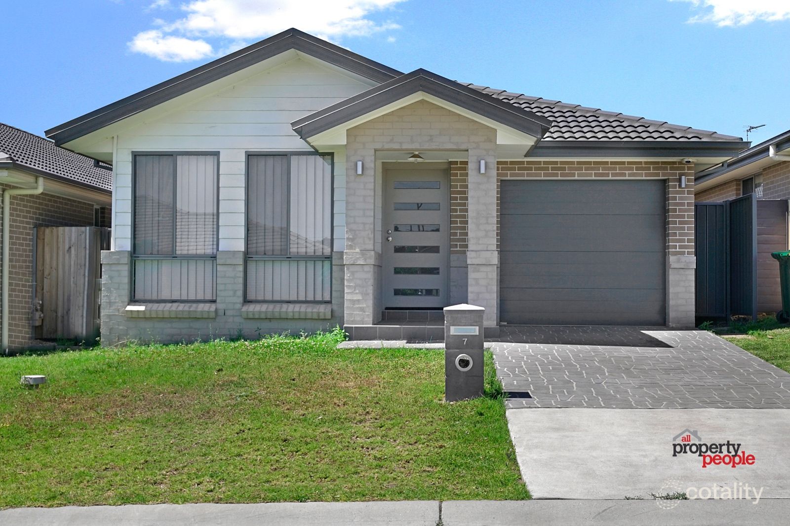 7 Parkinson Rd, Spring Farm, NSW 2570