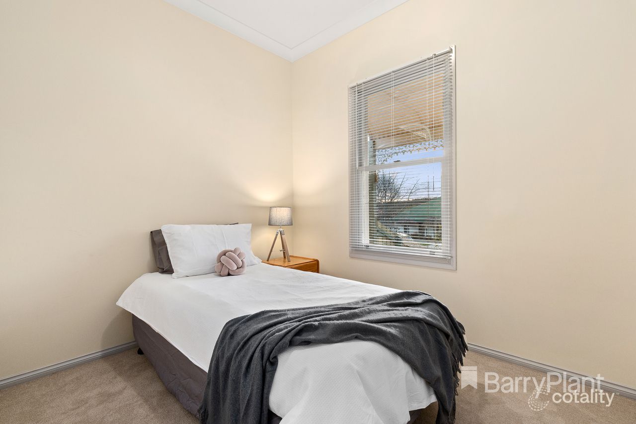 18 Mayfair Ct, Chirnside Park, VIC 3116