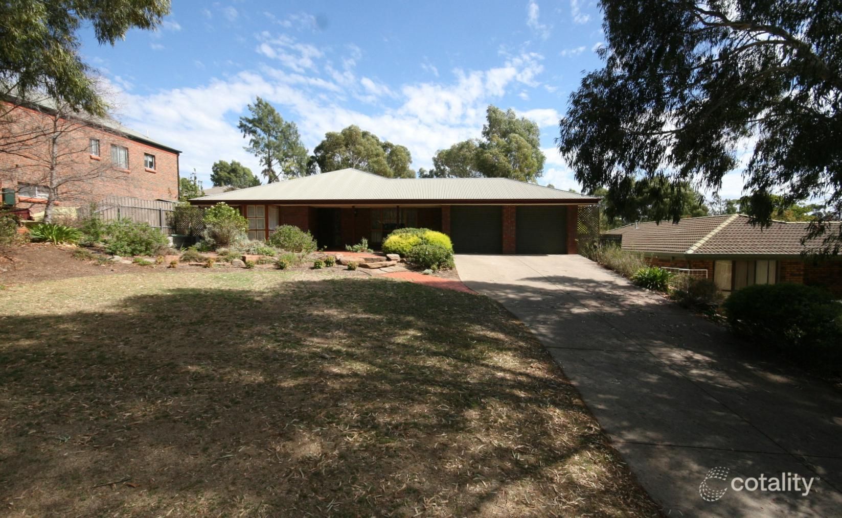 23 Crossing Rd, Aberfoyle Park, SA 5159