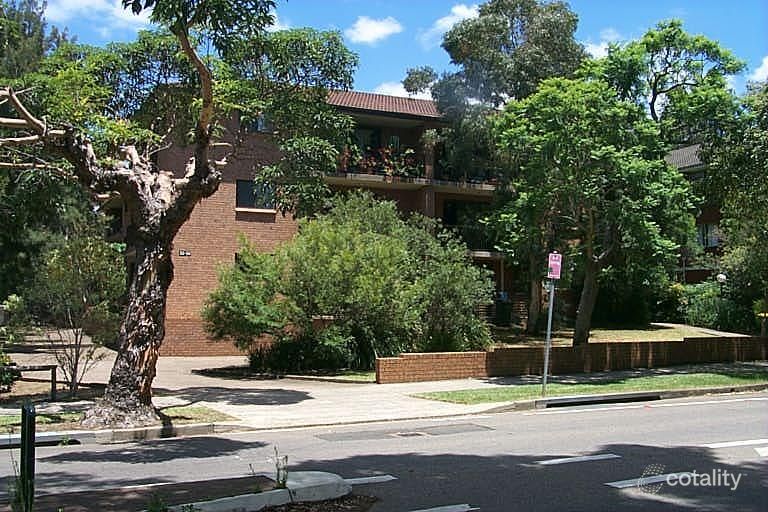 33 The Crescent, Homebush, NSW 2140
