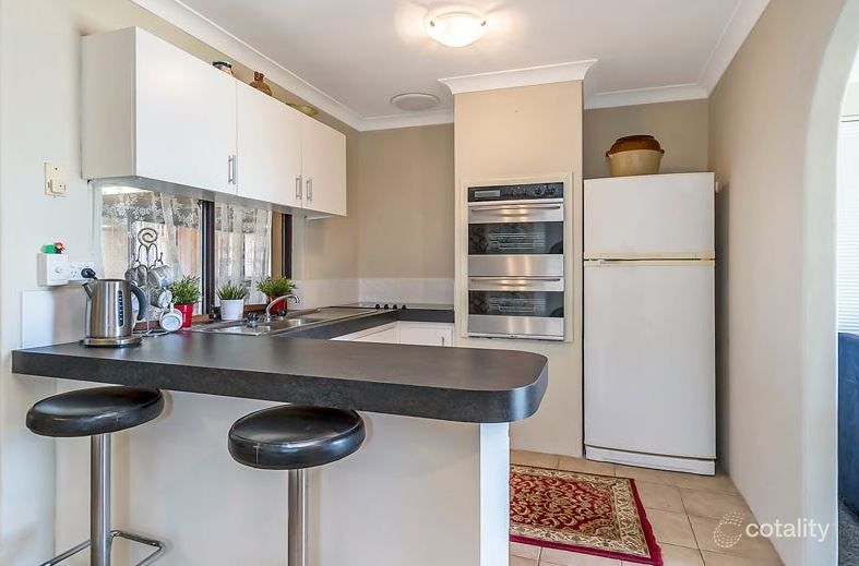 2 Wilgerup Pl, Hillman, WA 6168