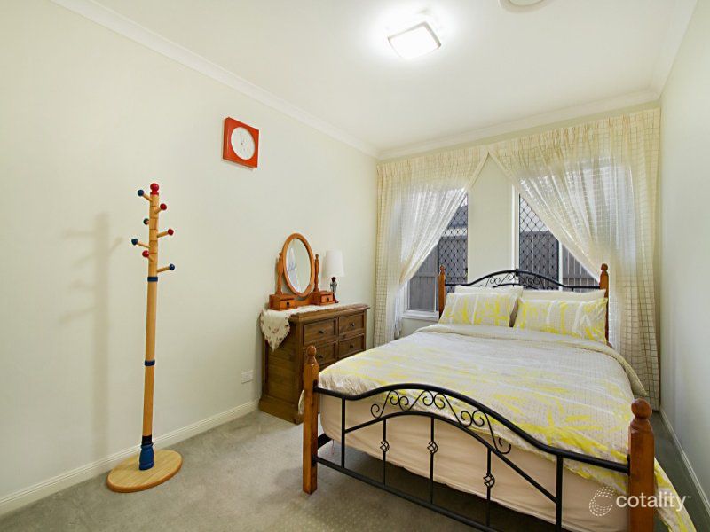 53 Sinnamon Rd, Sinnamon Park, QLD 4073