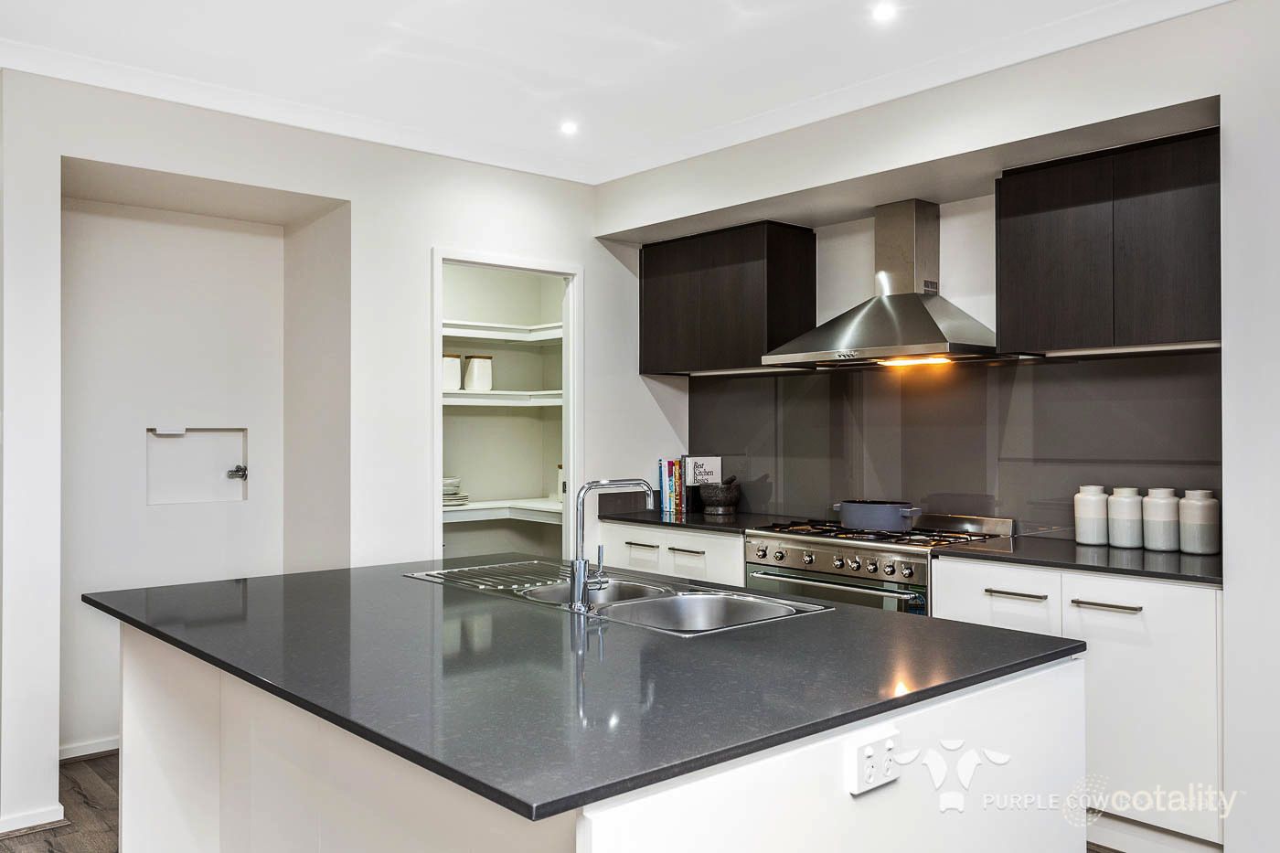 13 Cypress Ct, Spring Mountain, QLD 4300