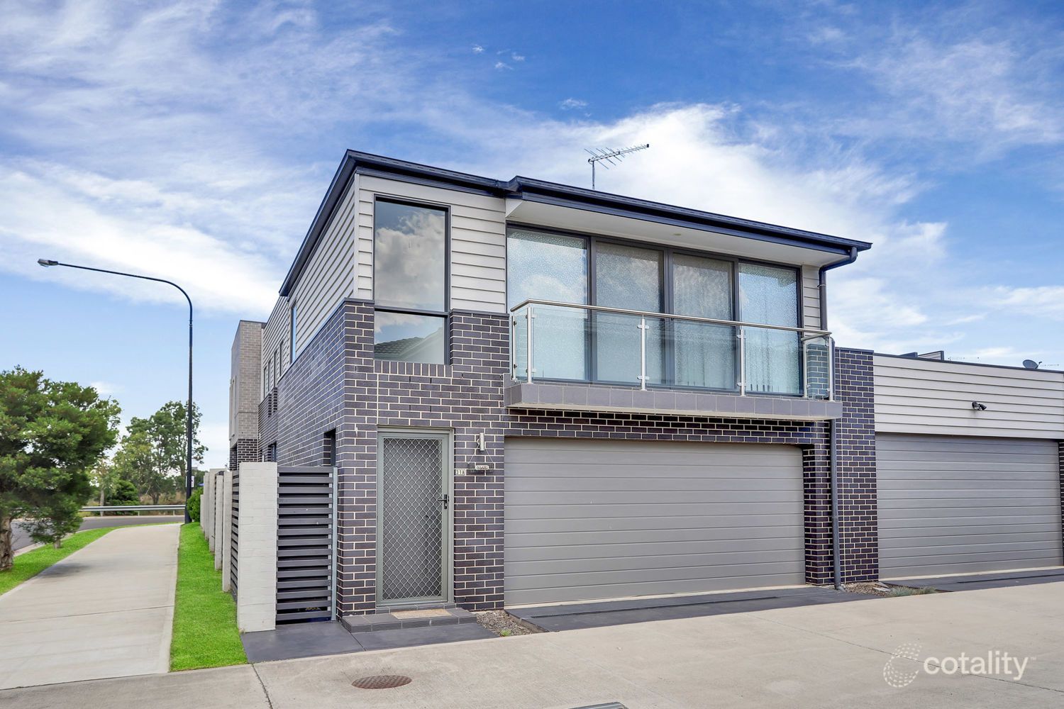 31 Honeysuckle Pde, Marsden Park, NSW 2765