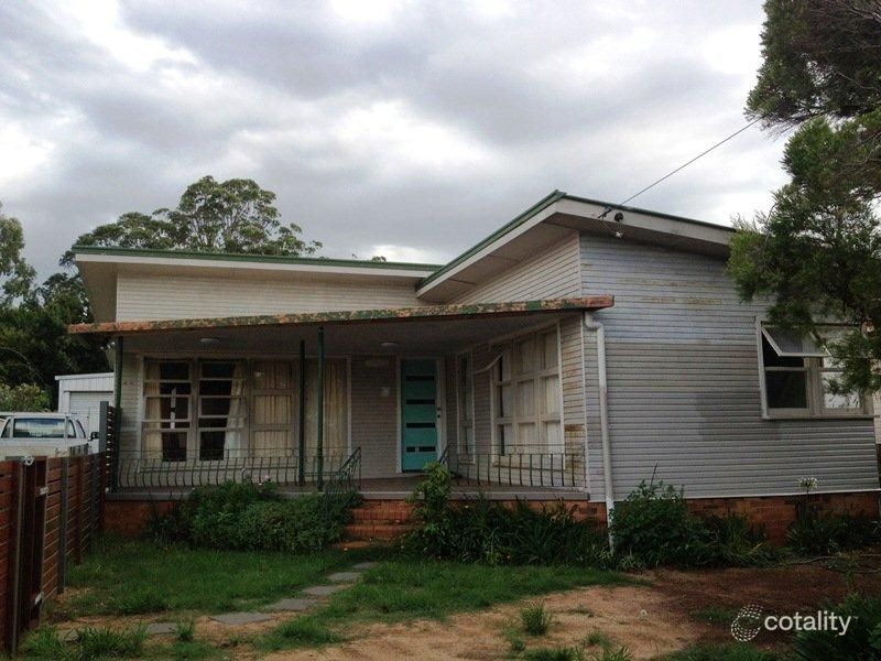22 Dalmeny St, Wilsonton, QLD 4350