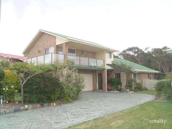 25 Beach St, Wallabi Point, NSW 2430