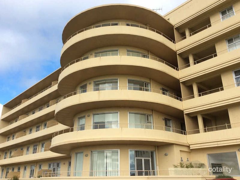 2001/3 Lake Tce W, Mount Gambier, SA 5290