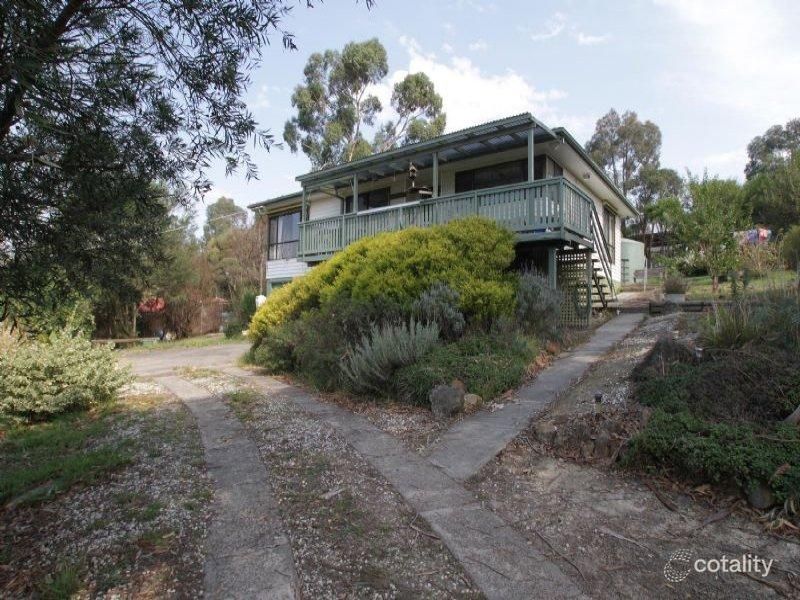 25 Karamooka Ave, Chum Creek, VIC 3777