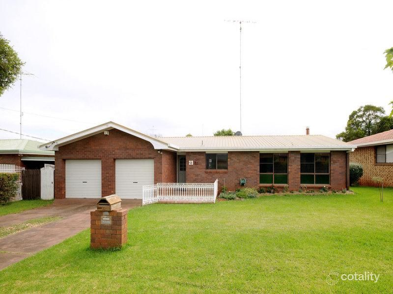23 Orchid St, Centenary Heights, QLD 4350