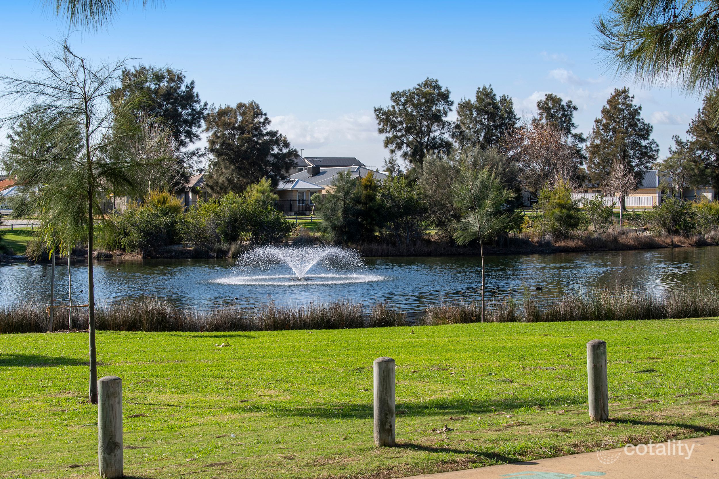 8 Santana St, Shoalwater, WA 6169