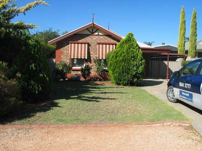 12a Mary Starr Dr, Waikerie, SA 5330