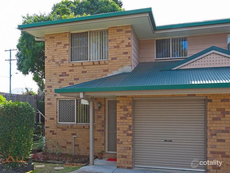 1/13 Booval St, Booval, QLD 4304