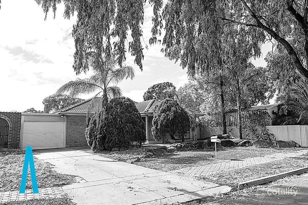 15 Woodfield Dr, Salisbury Downs, SA 5108