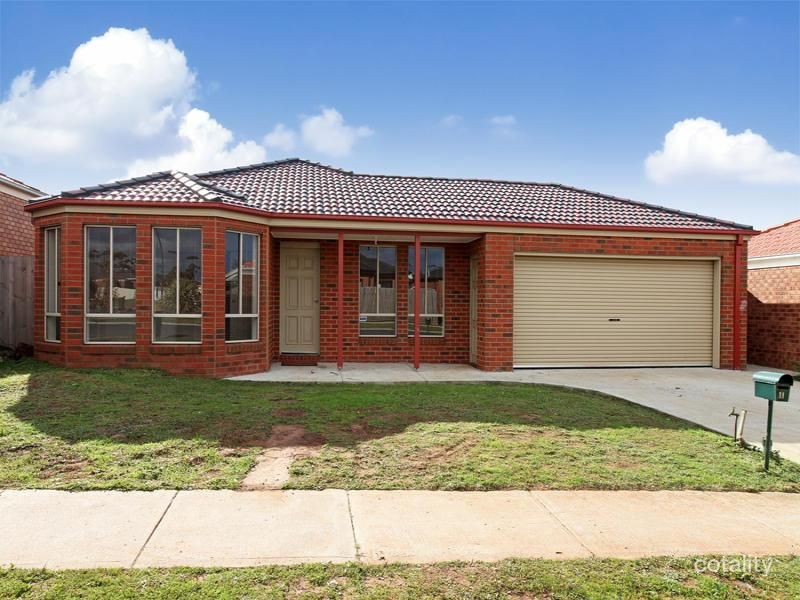 11 Lady Penrhyn Dr, Wyndham Vale, VIC 3024