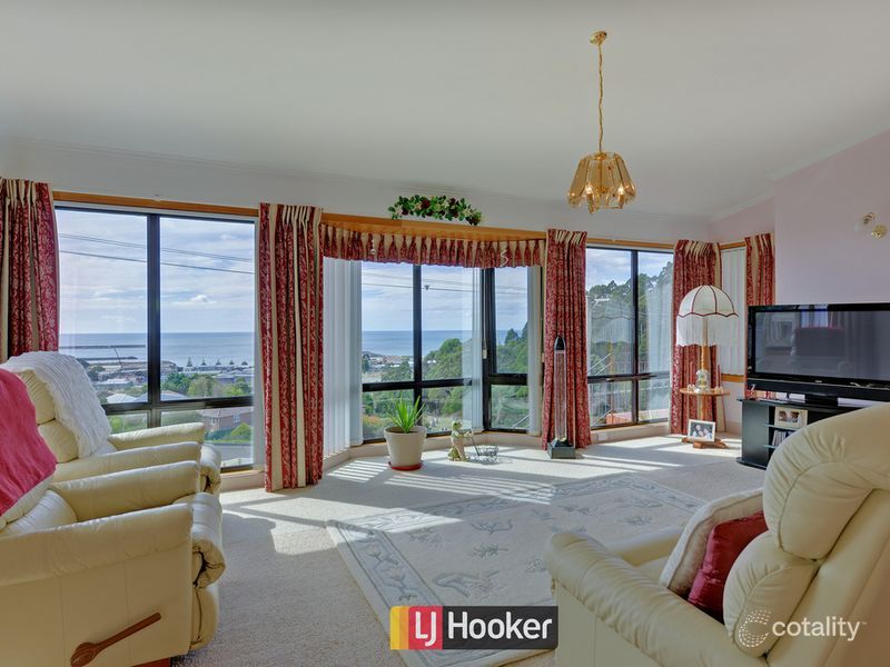 8 Young St, South Burnie, TAS 7320