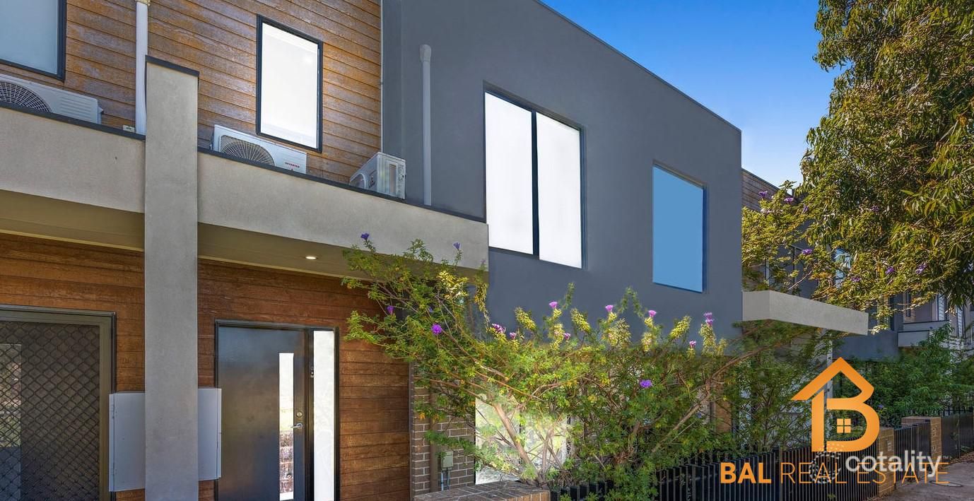 14 Valiant Walk, Williams Landing, VIC 3027