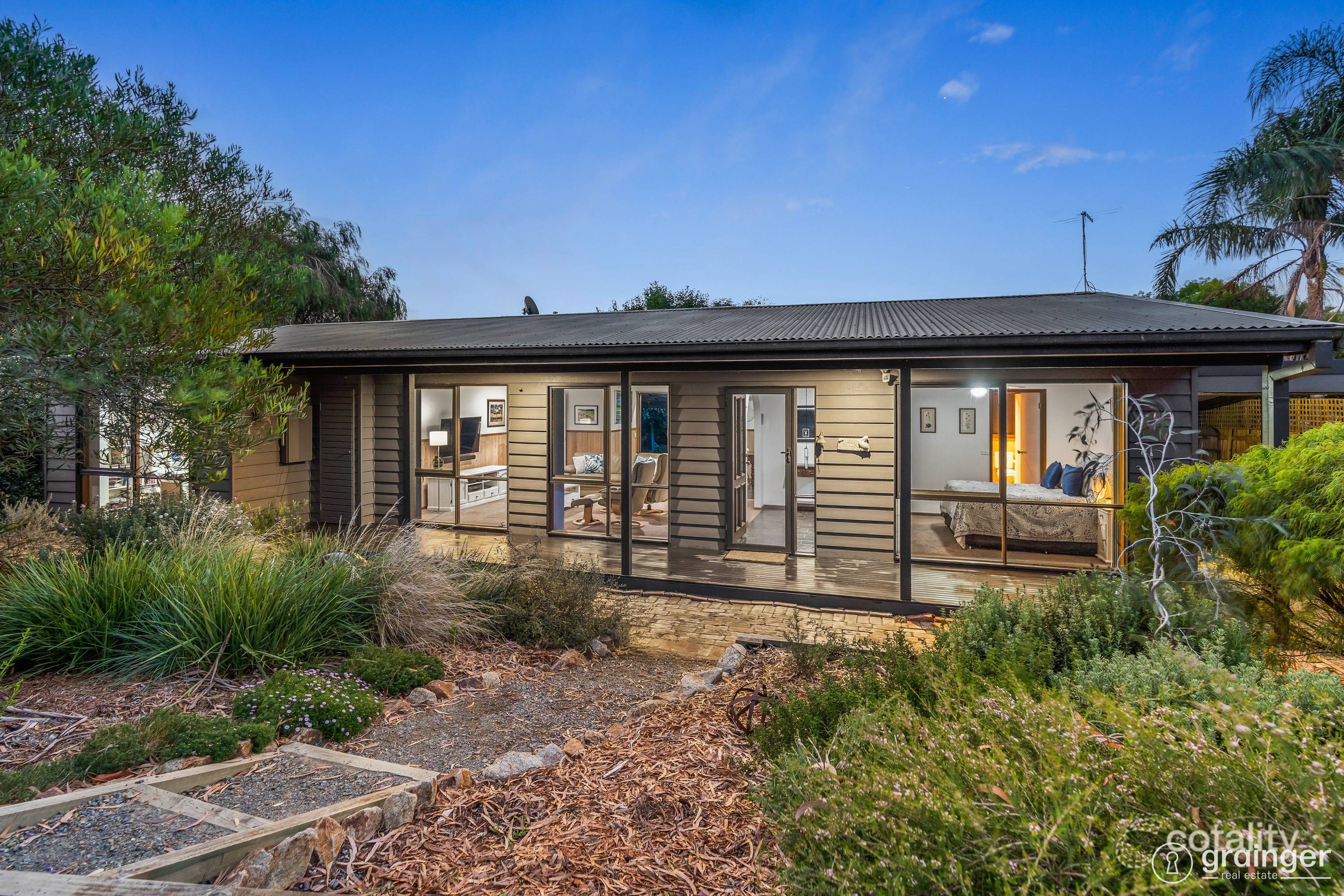 3 Dotterel Cl, Blind Bight, VIC 3980