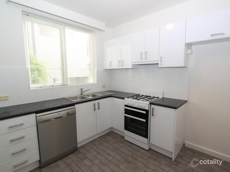4/2a Robe St, St Kilda, VIC 3182