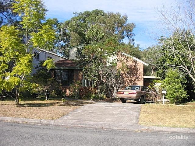 141 Birdwood Dr, Blue Haven, NSW 2262