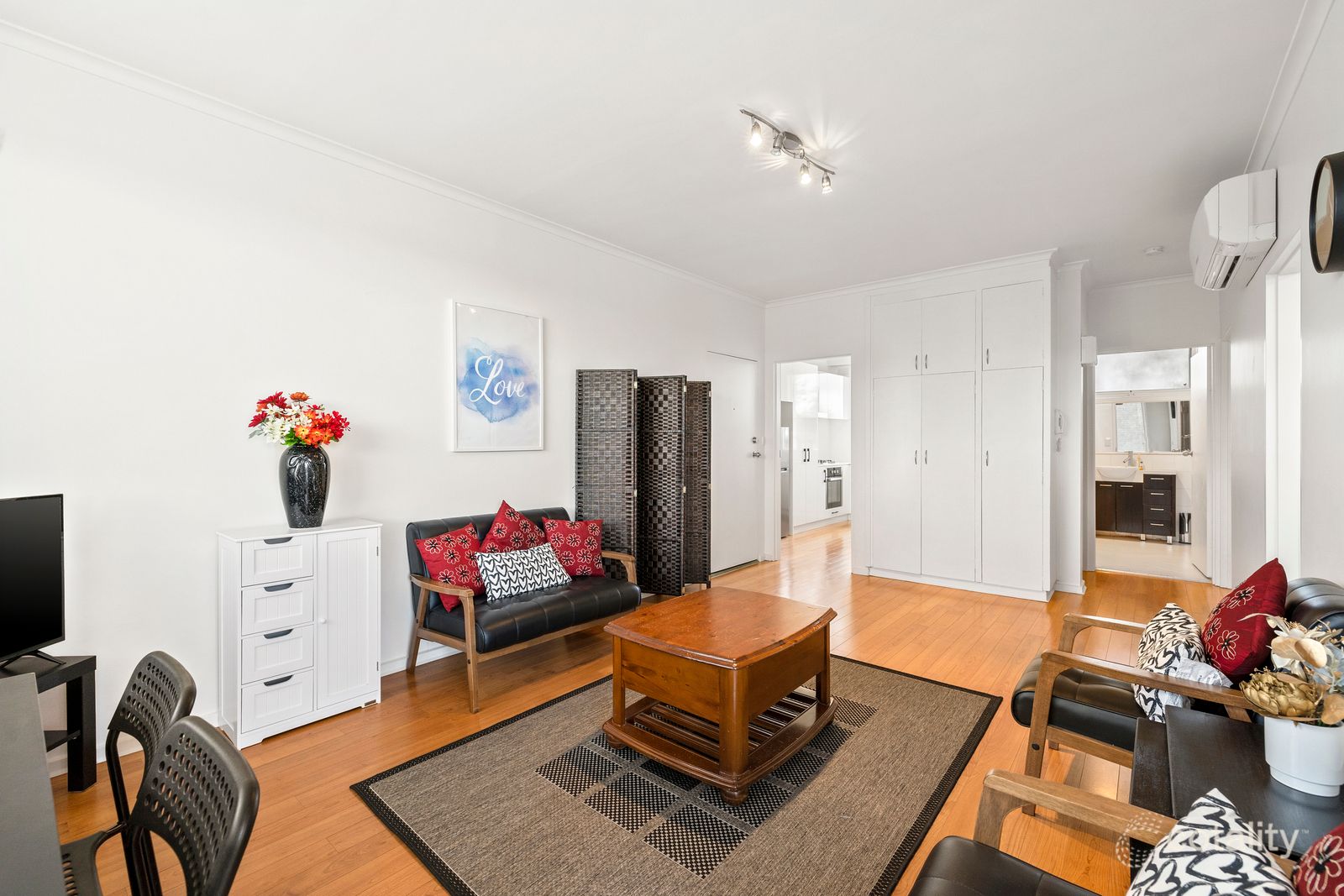 10/13 Elm Gr, Mckinnon, VIC 3204