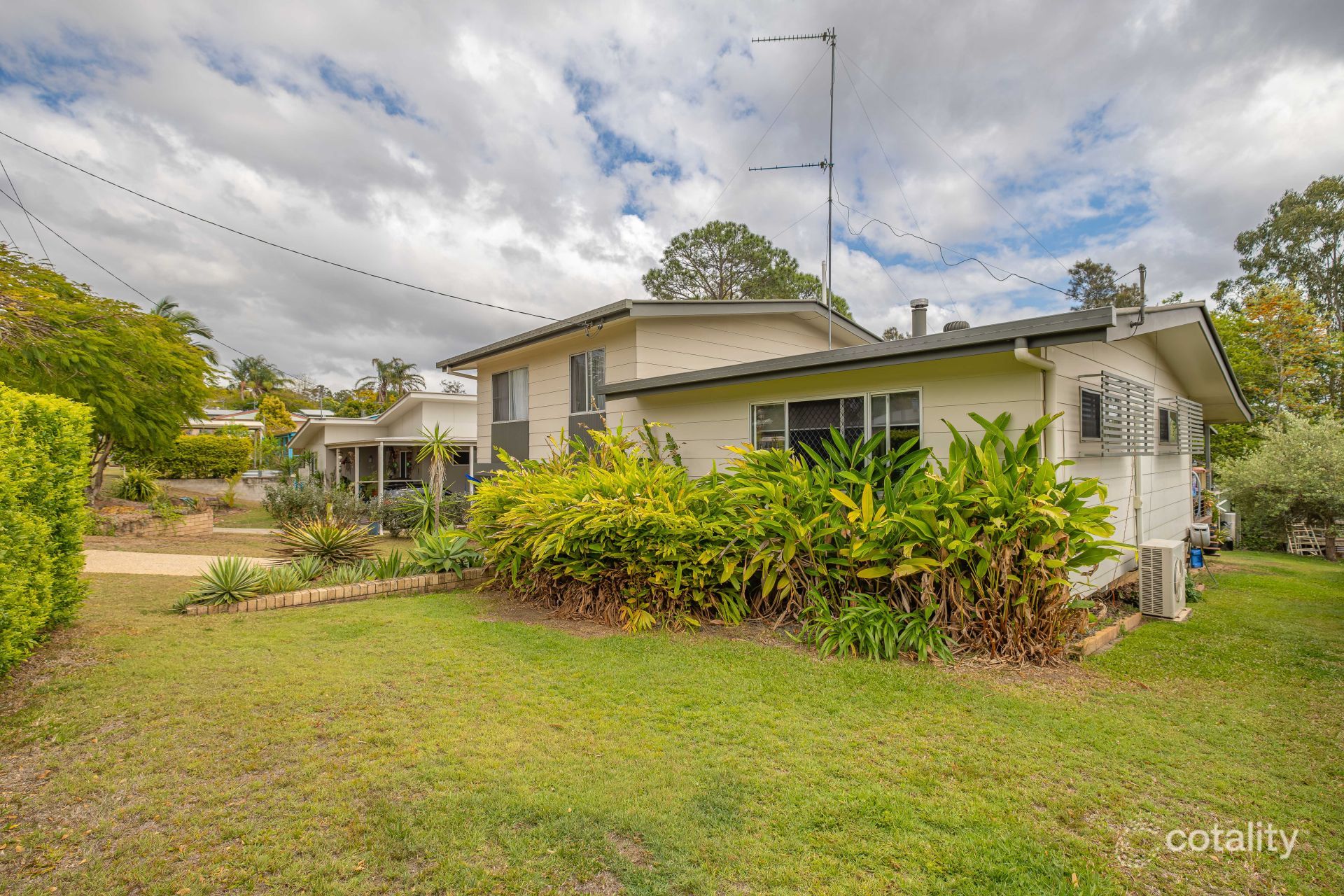 24 Old Wolvi Rd, Victory Heights, QLD 4570