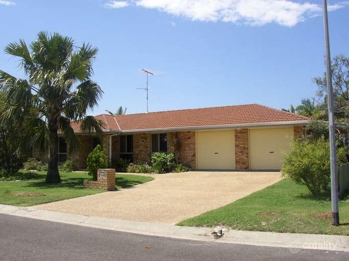 4 Royal Cl, Wurtulla, QLD 4575