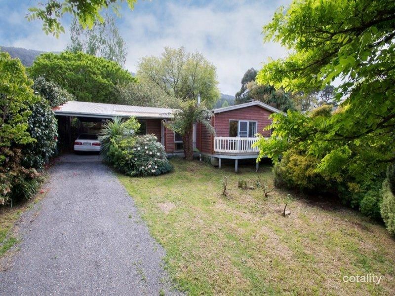 3 Webb St, Warburton, VIC 3799
