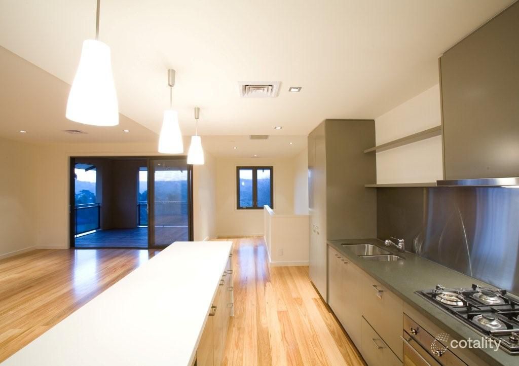 30 Oak Ct, Chirnside Park, VIC 3116