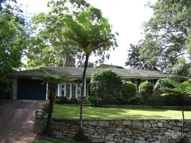 10 Lowry Cres, St Ives, NSW 2075