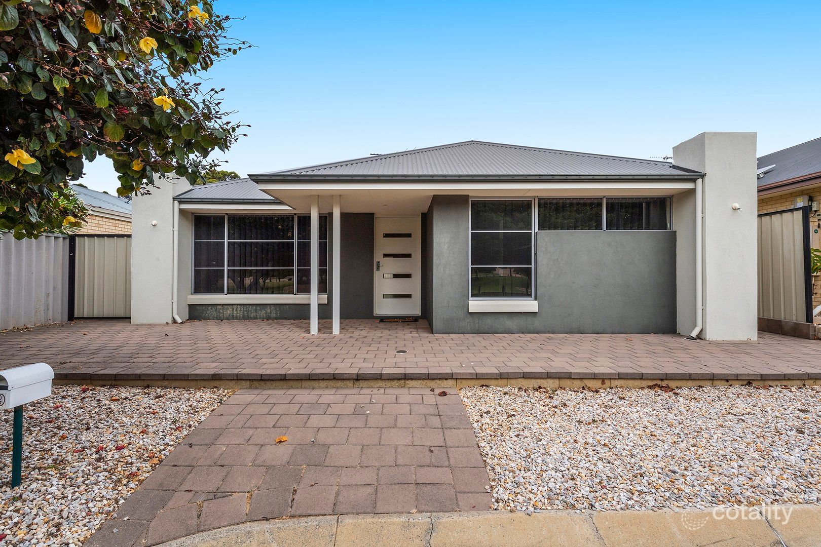 39 Maroubra Pde, Secret Harbour, WA 6173