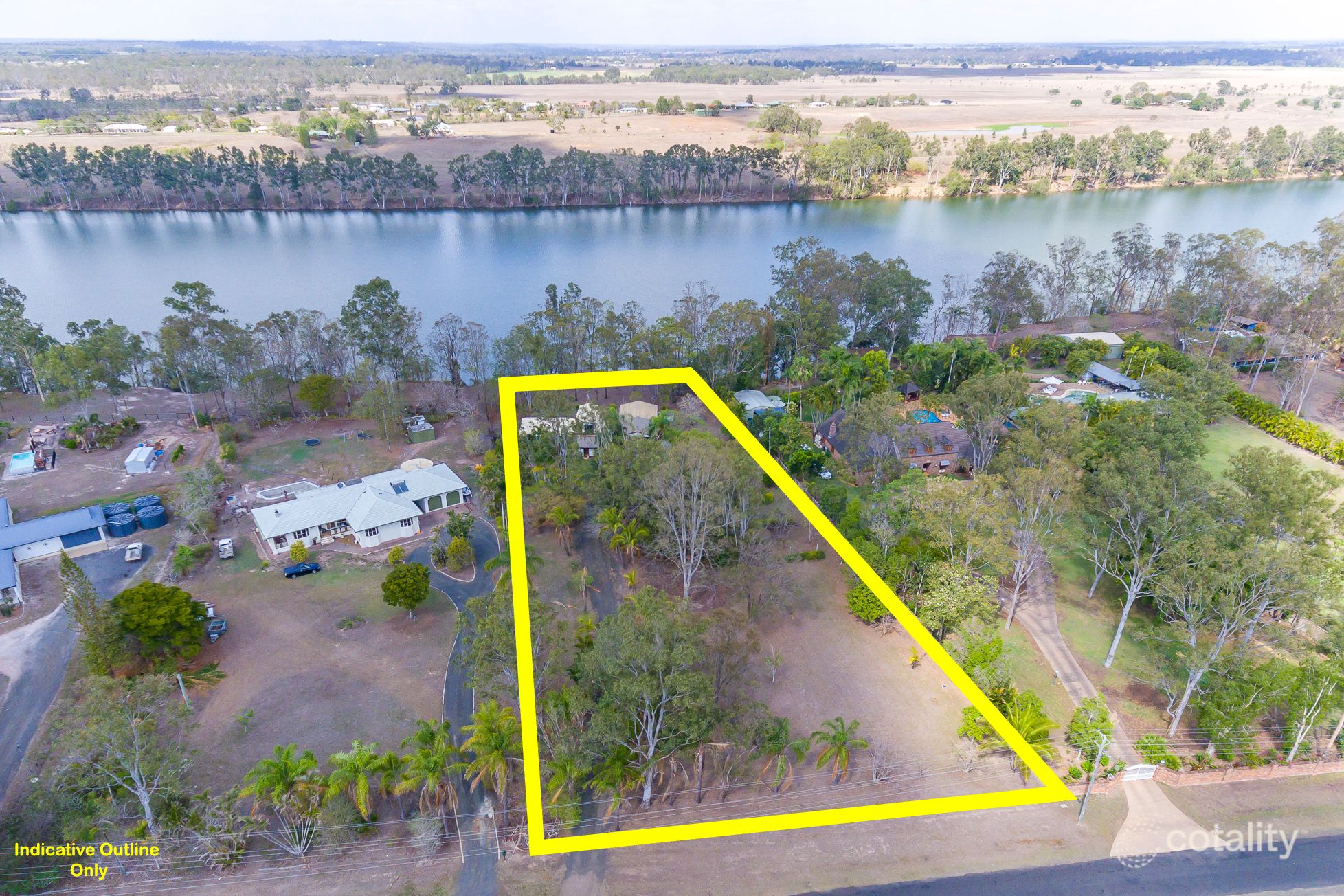 33 Pleasant Dr, Sharon, QLD 4670