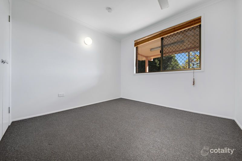 16 Intrepid St, Clinton, QLD 4680