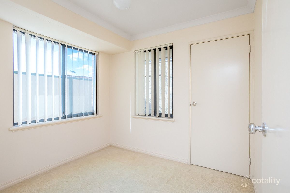 2/33 Gillen Way, Success, WA 6164