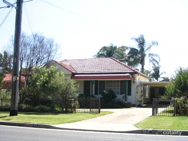 10 Ferndale Rd, Revesby, NSW 2212