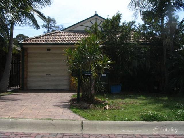 18 Corrin Ct, Wattle Grove, NSW 2173