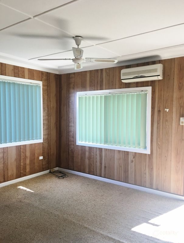 76 Scenic Dr, Budgewoi, NSW 2262