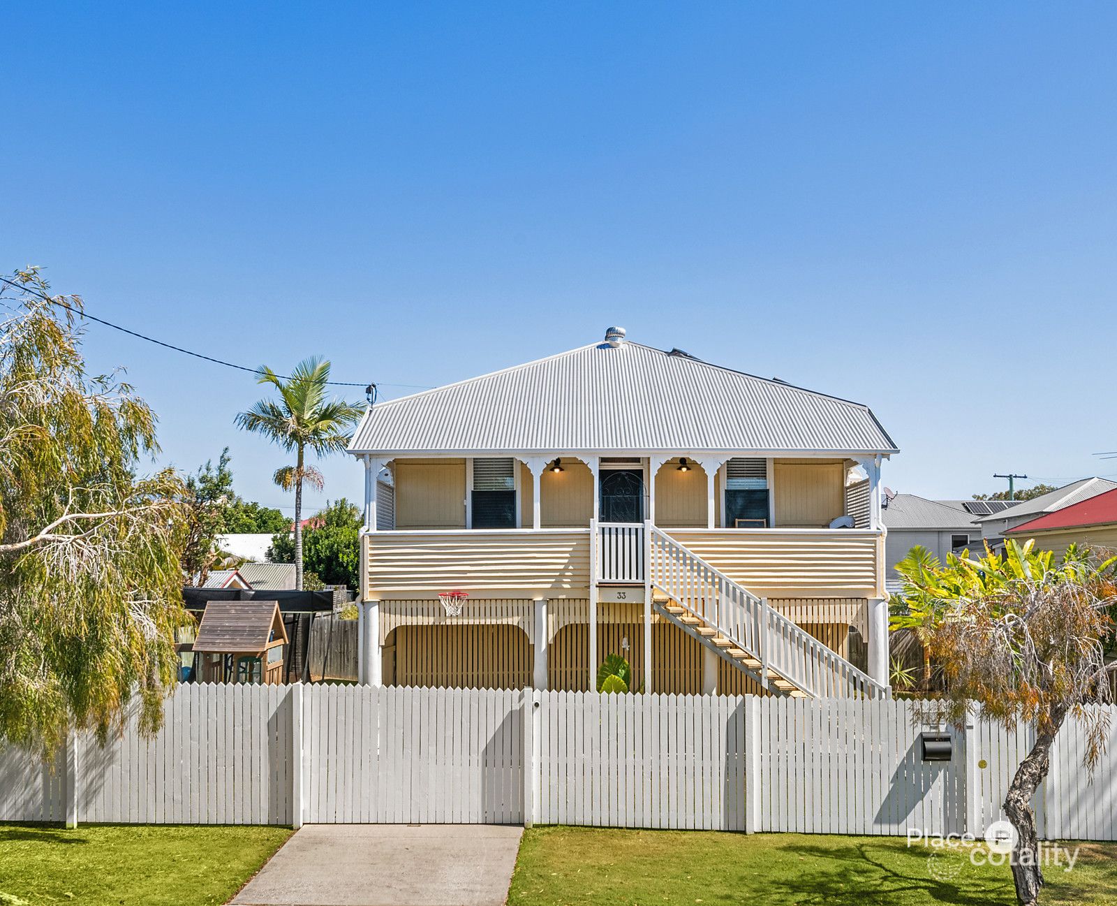 33 Seaford St, Wynnum, QLD 4178