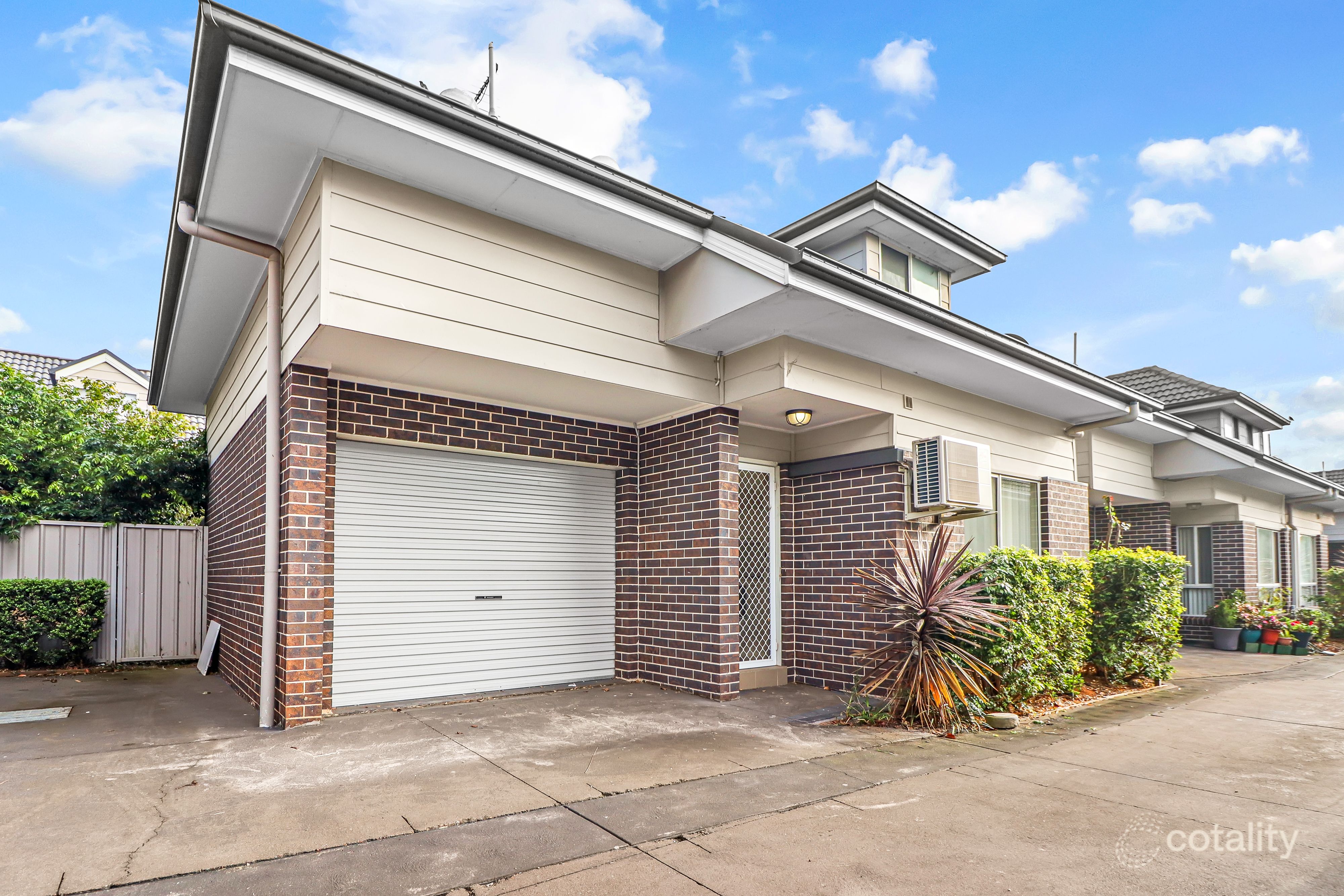 4/8 Braddon St, Oxley Park, NSW 2760