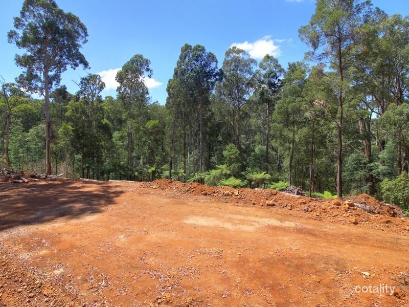 20 Fairy Dell Rd, Monbulk, VIC 3793