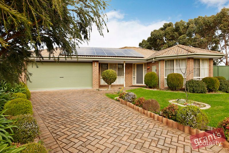 13 Woodrow Ct, Narre Warren, VIC 3805