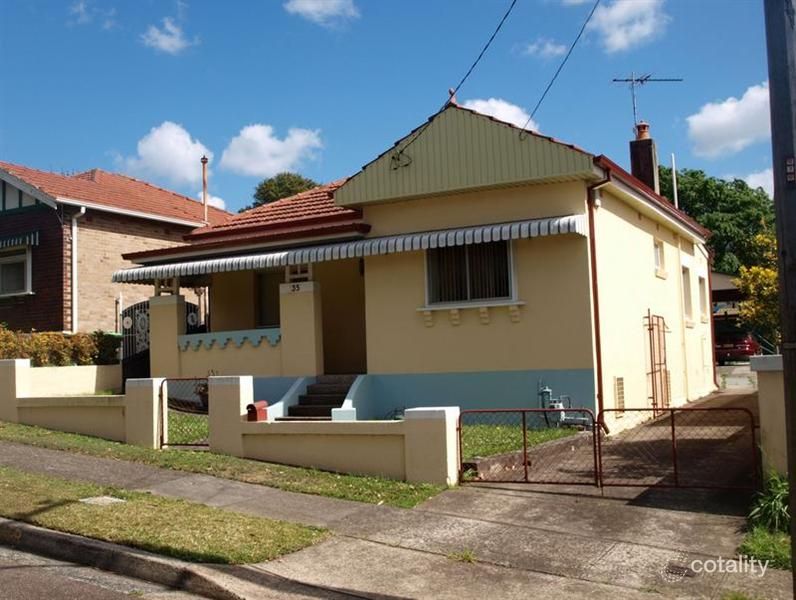 35 Grosvenor Rd, South Hurstville, NSW 2221