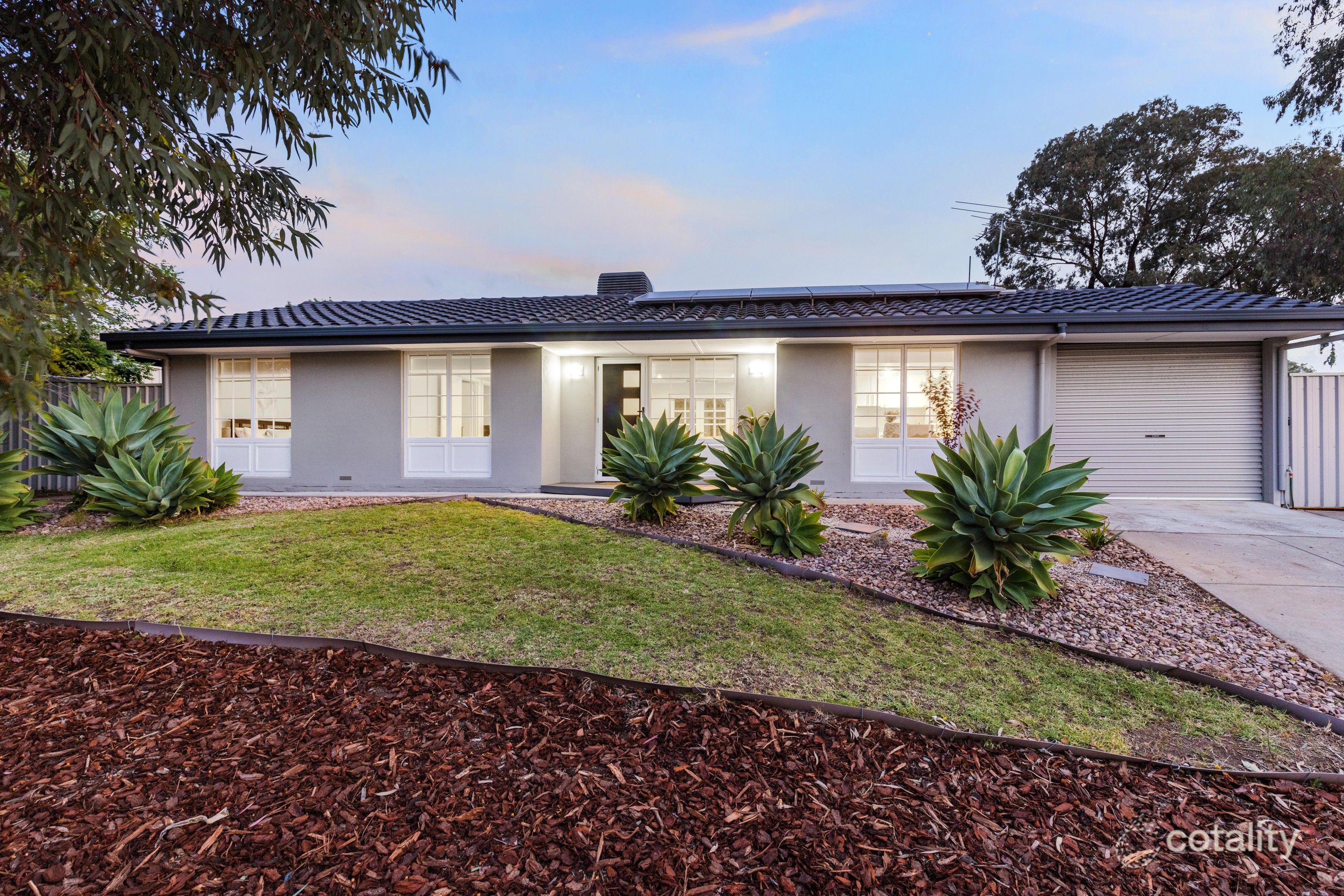 28 Baxter Ave, Surrey Downs, SA 5126